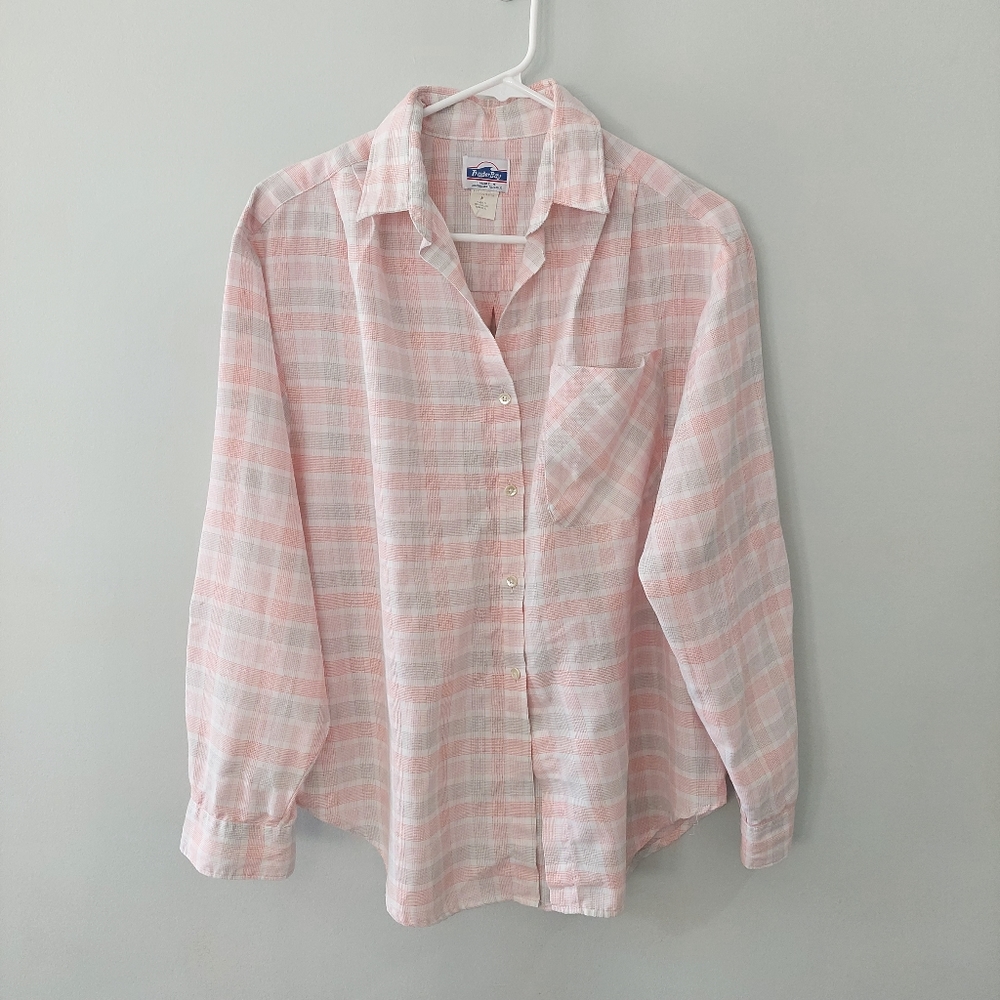 Trader Bay button-up shirt medium pink white grey plaid long sleeve collared